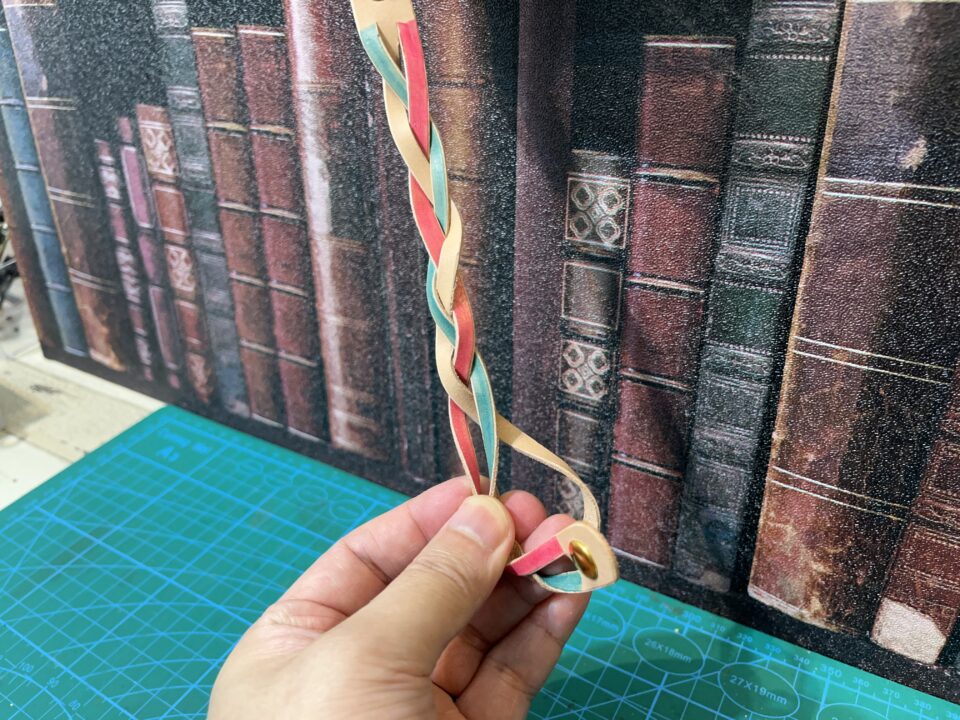 マジック編みブレスレットの作り方ー１８
